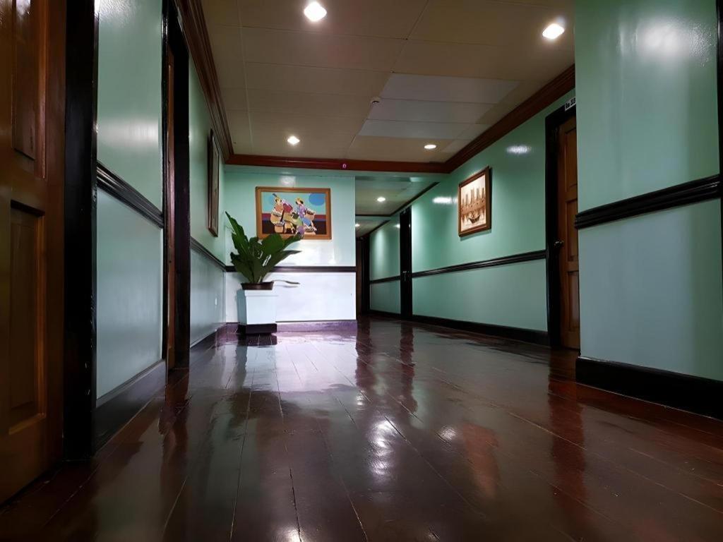 Vest Grand Suites Panglao Kültér fotó